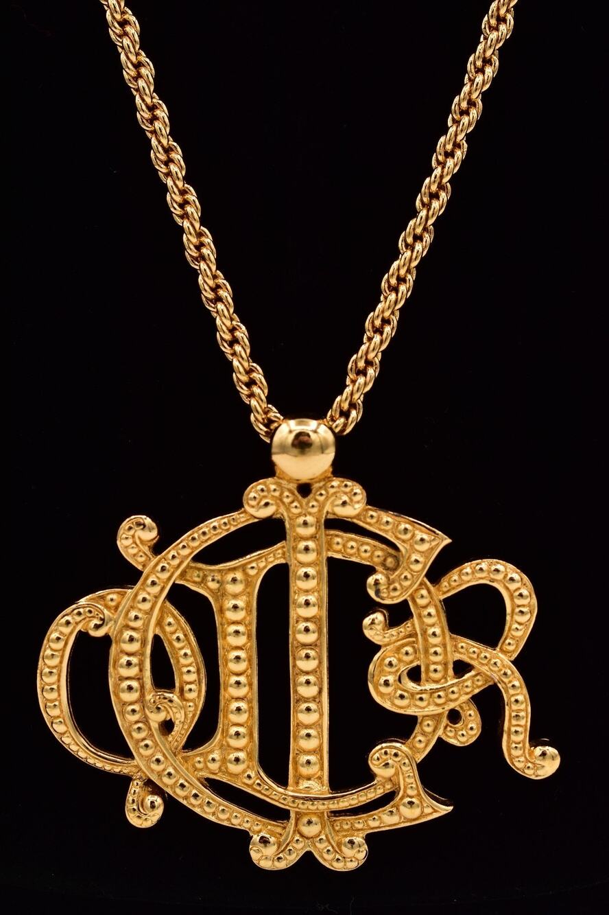 Christian Dior Vintage Insignia Logo Pendant Necklace Huge Script Monogram Bin1